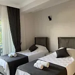 아파트 Moni Homes