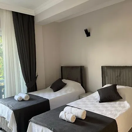Apartment Moni Homes
