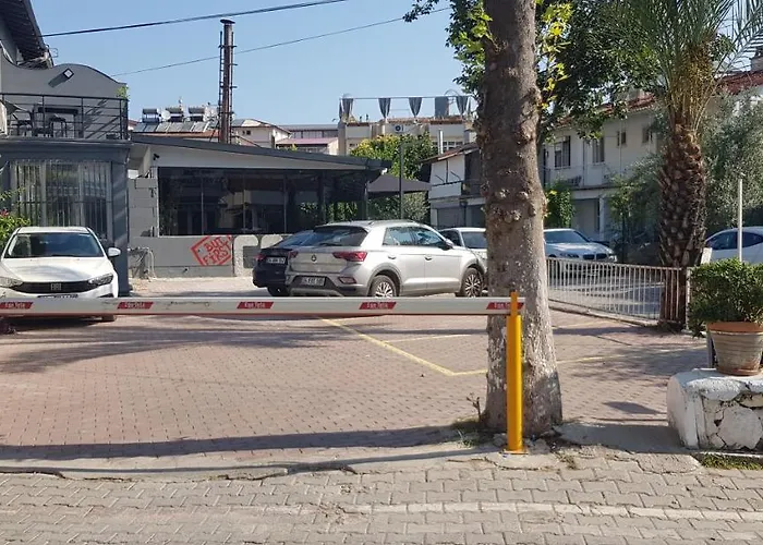 Moni Homes פאטהיה