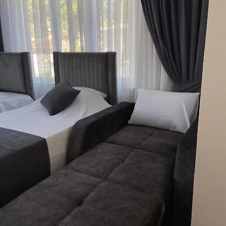 Moni Homes Appartement *